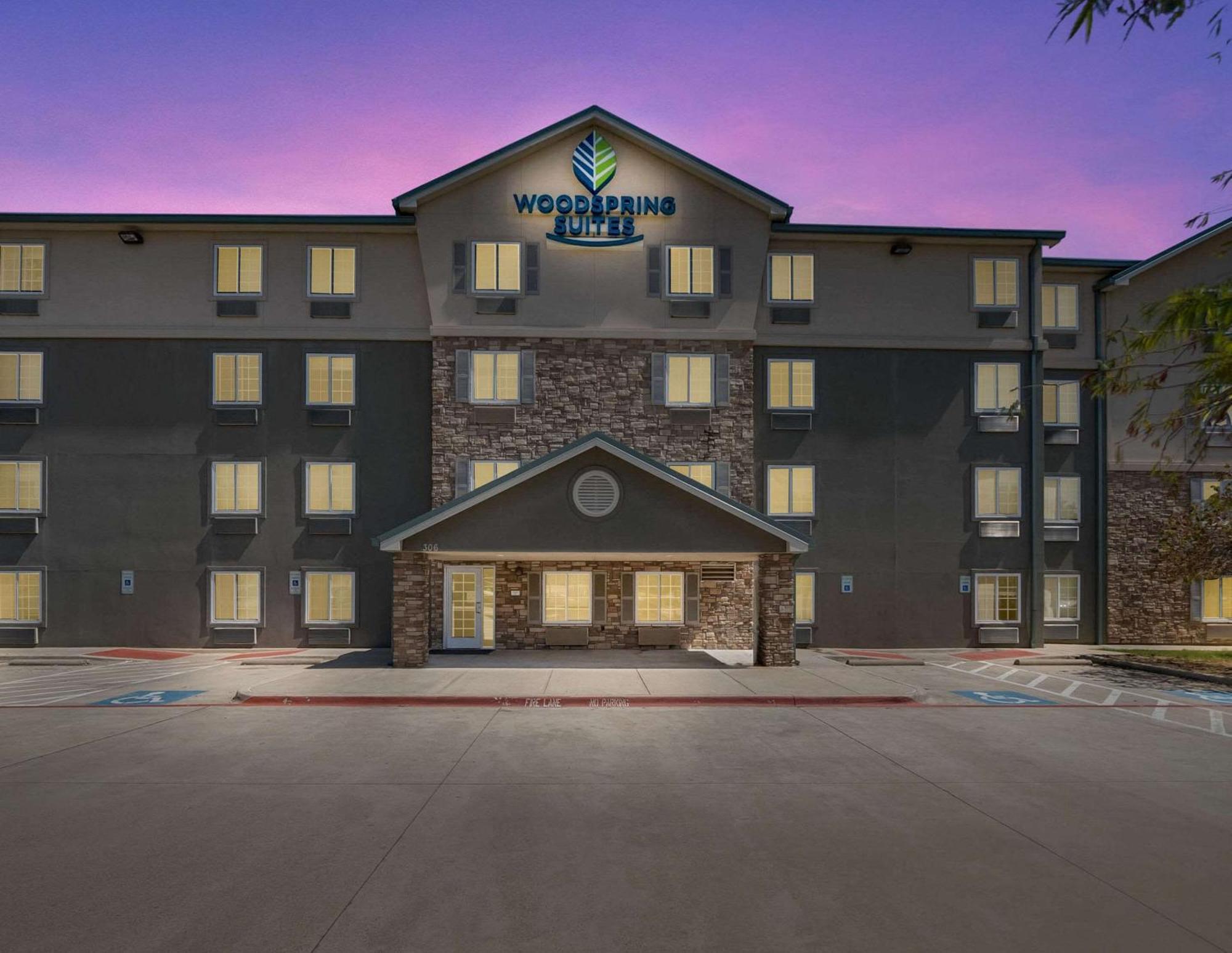 Hotel Woodspring Worth